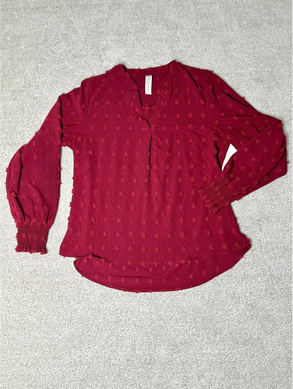 B Burgundy Swiss Dot Blouse XL Split Neck Smocked Cuff High Low Top